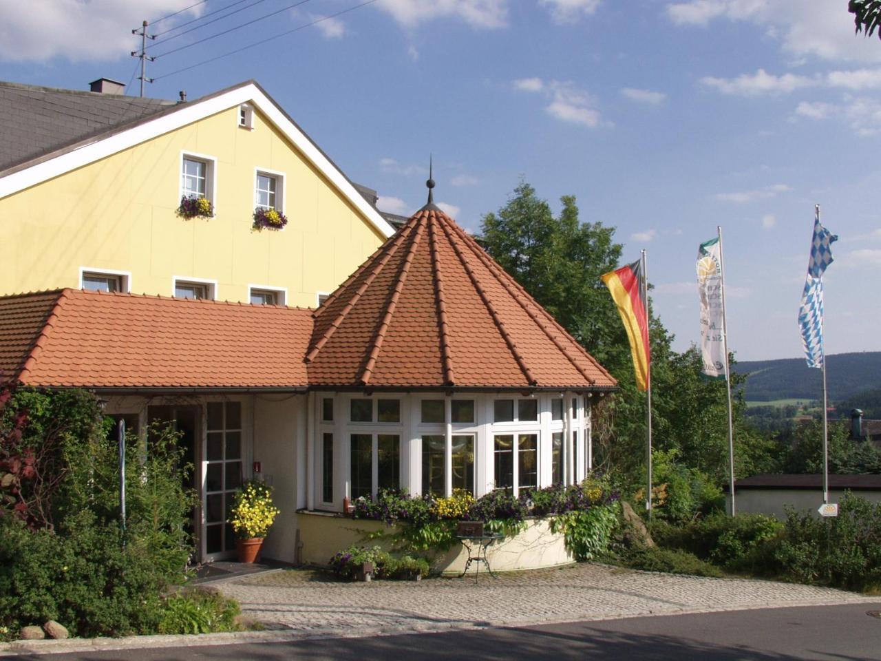 Wagners Hotel Schonblick, C&C Hotels Und Vertrieb Gmbh Фихтелберг Екстериор снимка